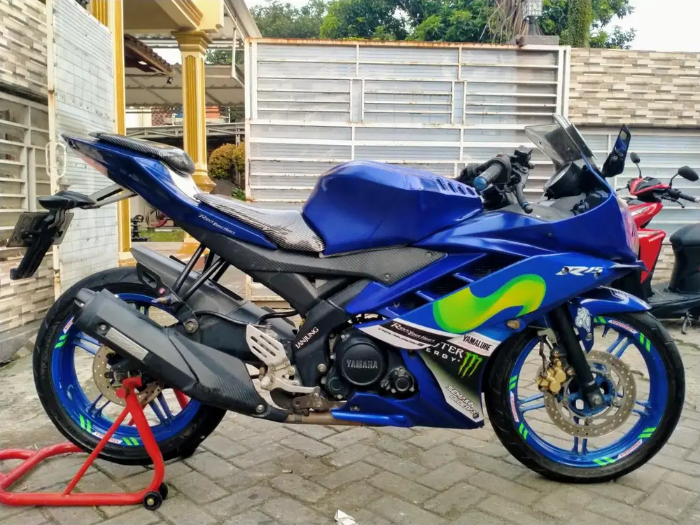 R15 V2 lengkap sehat mesin segel kterangan detail dibawah