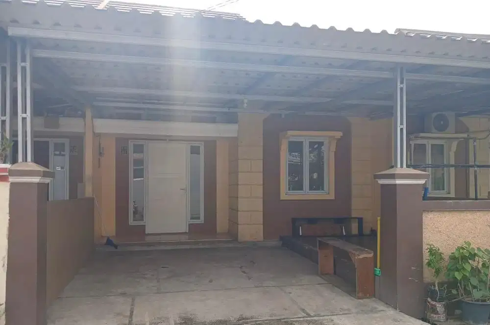 Disewakan rumah di Taman Puri Cendana Cluster Paris Residence (Tahunan