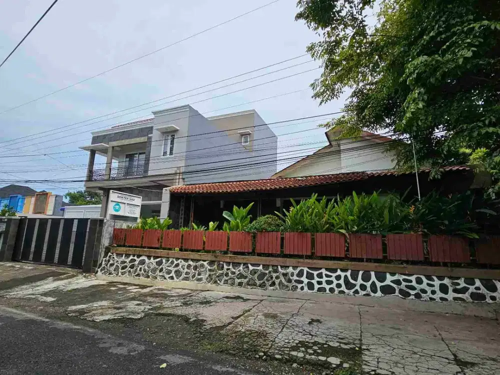 Rumah di kota semarang