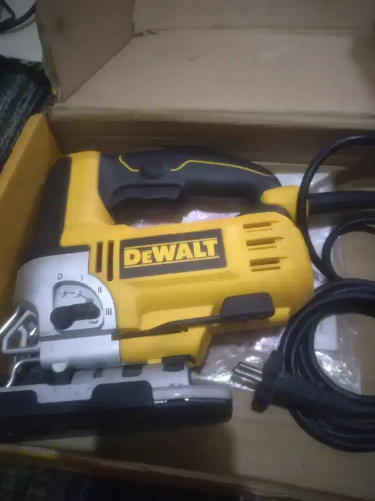 Jigsaw DeWalt jarang pakai