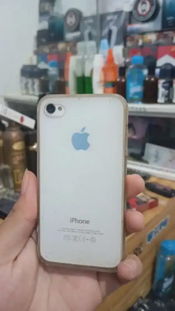 FOR SALEE!!! IPHONE 4