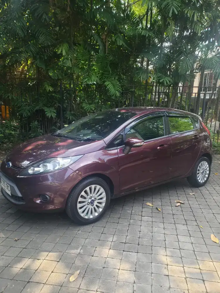 Ford Fiesta Trend AT 2013 1400cc