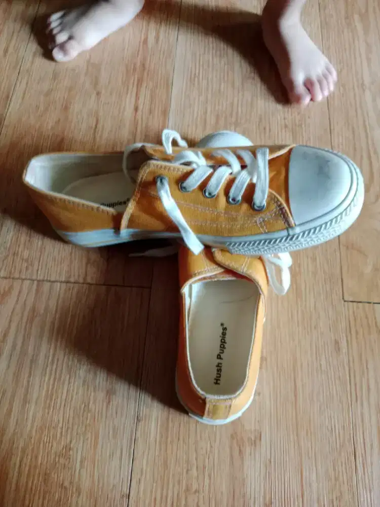 Dijual sepatu hush puppies size 40 bagus