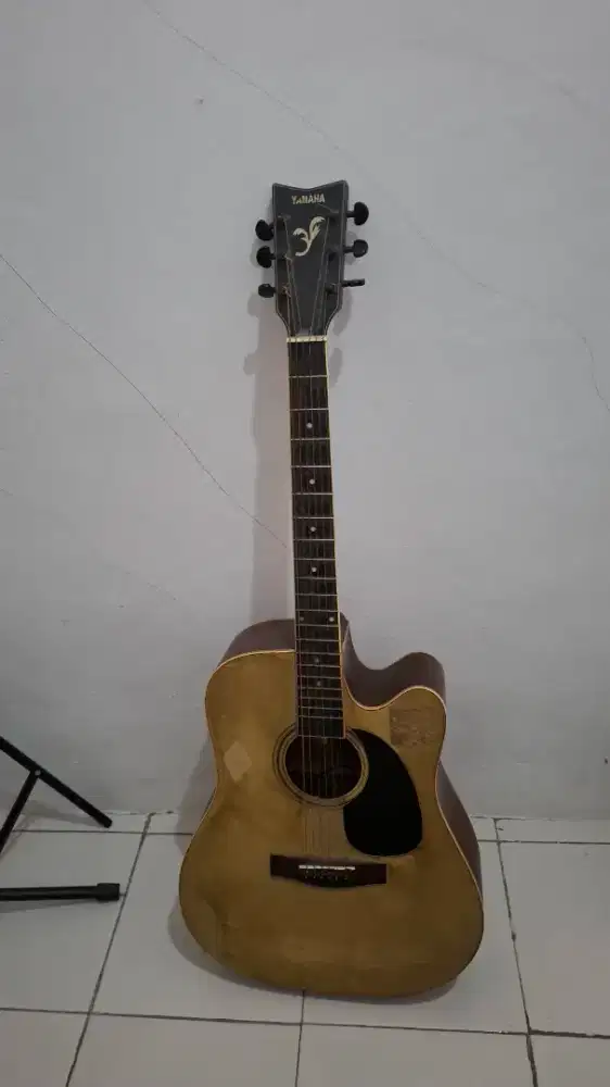 Gitar Yamaha F310 Accoustic Elektrik