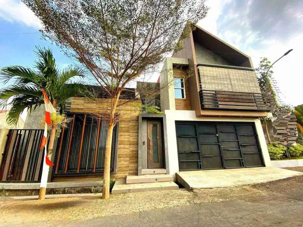 Rumah Gaya Industrial Plus Furnish Dekat Hotel Brother Solobaru