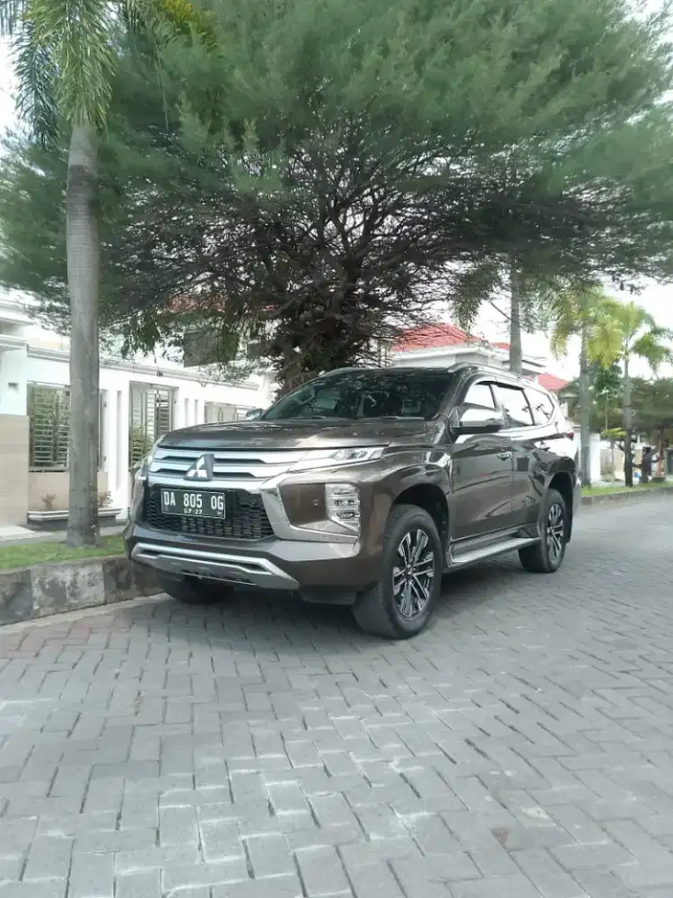 Pajero dakkar 4x2 tahun 2022
