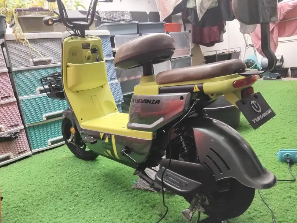 Pacific turanza like new