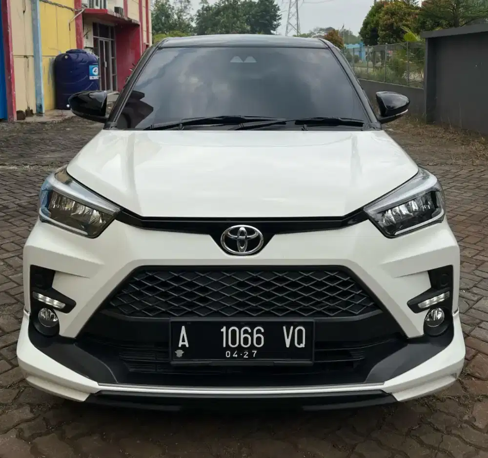 Toyota raize gr putih cakep