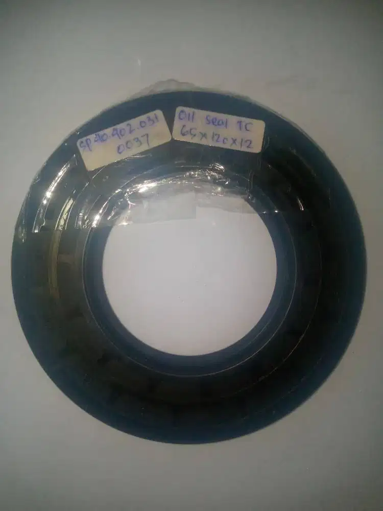 Oil seal TC 65 x 120 x 12