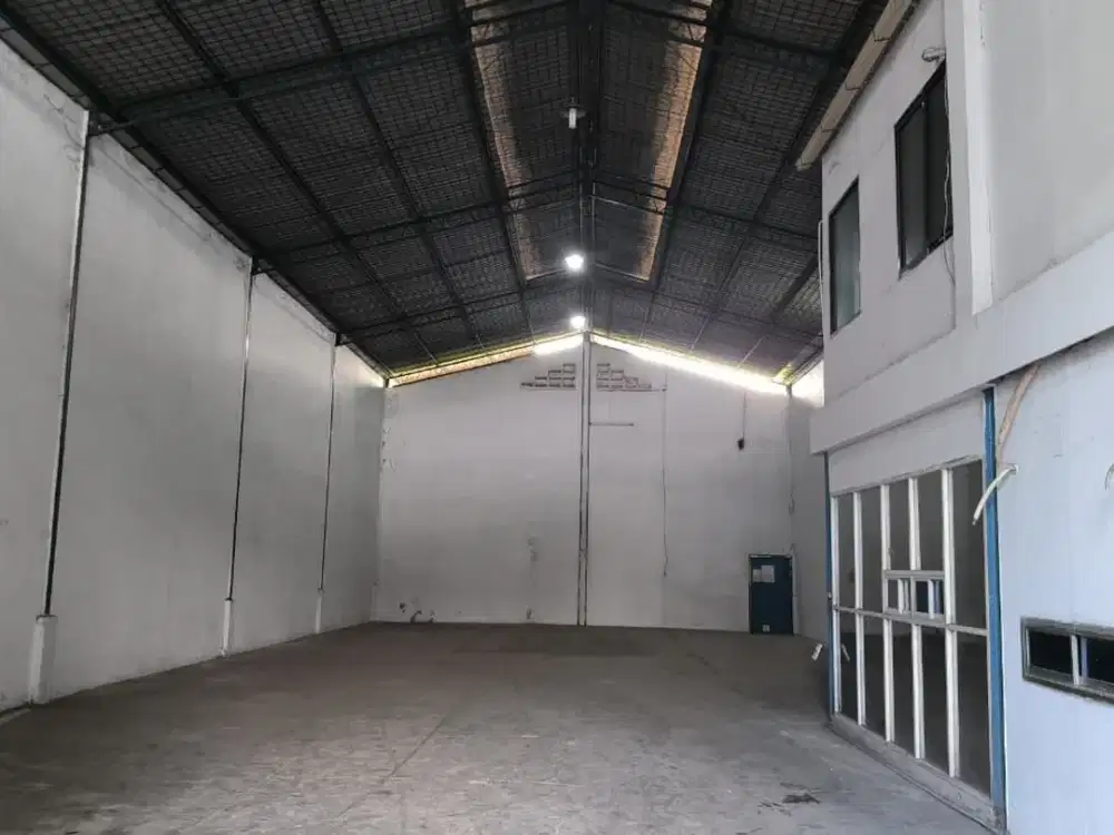 Disewakan Gudang dan Kantor 2 Lantai Di Pergudangan Miami Kapuk Jakarta Barat