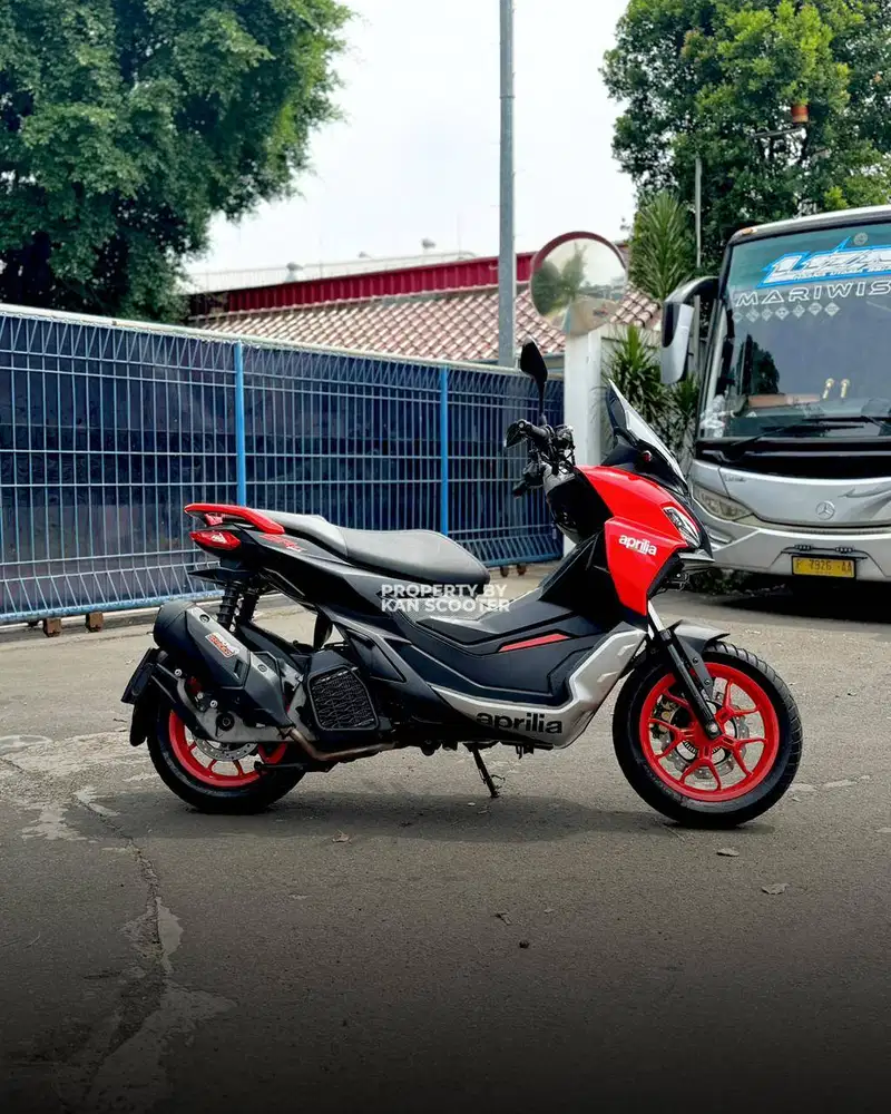 APRILIA SR GT 200 2022 BERGARANSI