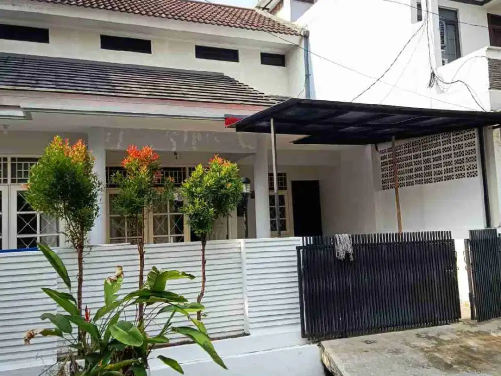 Dijual Rumah Nyaman Terawat di Bintaro Sektor 9