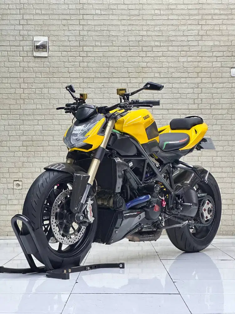 STREETFIGHTER 848 Perfect Condition