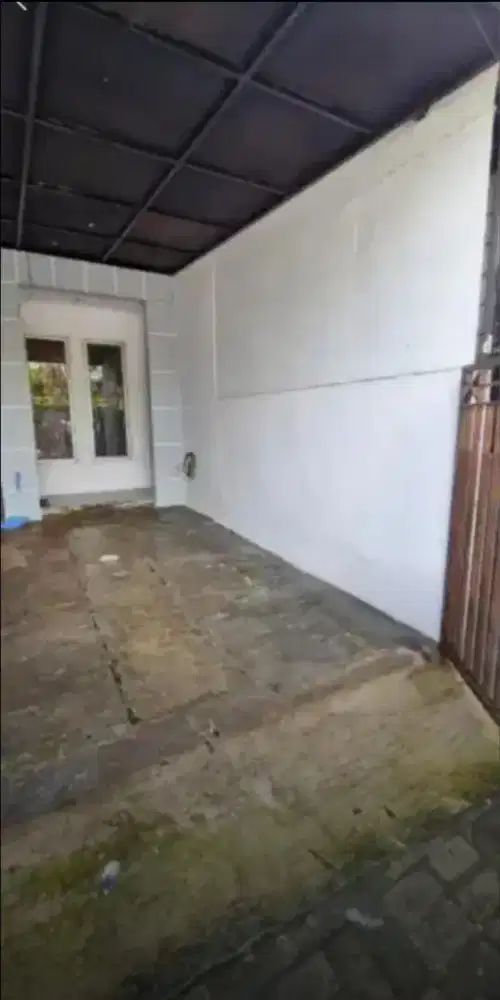 DISEWAKAN SEGERA !!!