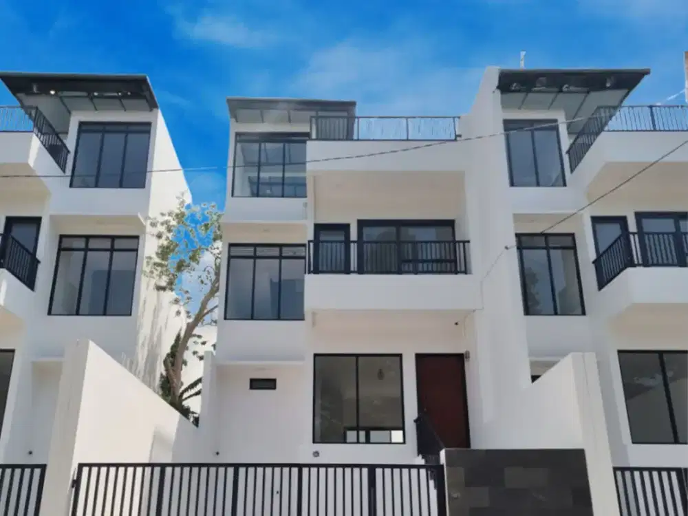 Rumah Luas Banget Plus Rooftop Rasa Villa di Kota Bandung di Sayap Dago Cigadung Tubagus Ismail