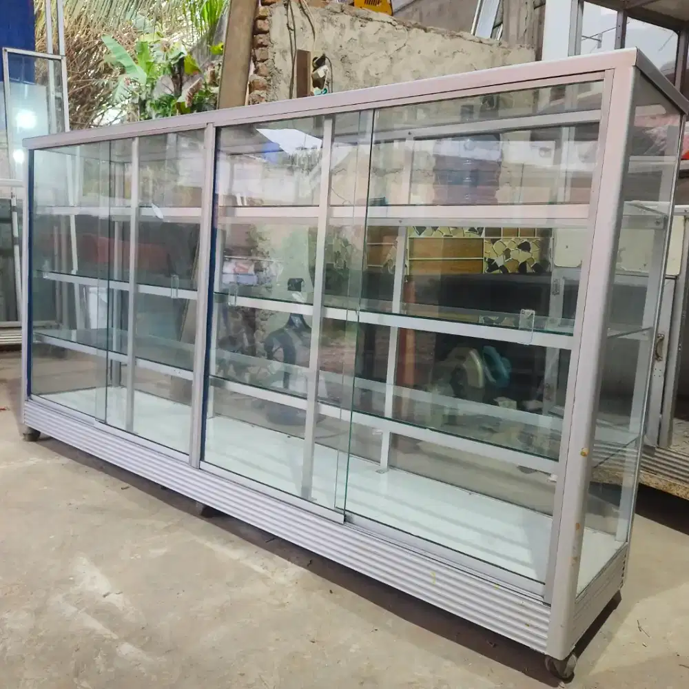 Etalase semabako /fotocopy dll