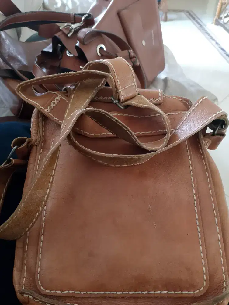 Preloved tas kulit garut