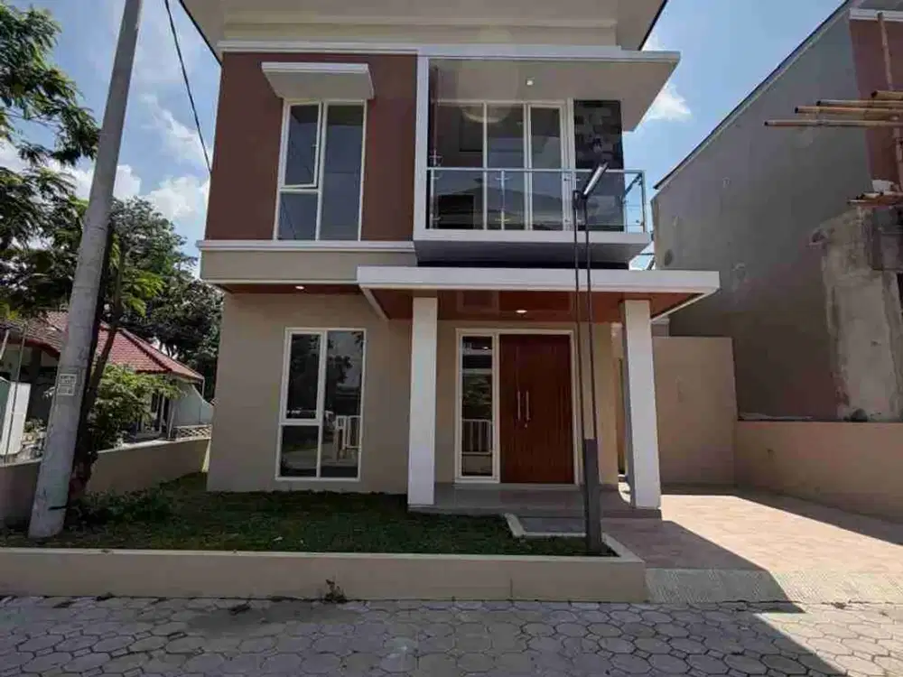 RUMAH MEWAH 2 LANTAI ISTIMEWA DALAM CLUSTER 6 UNIT DI PRAMBANAN
