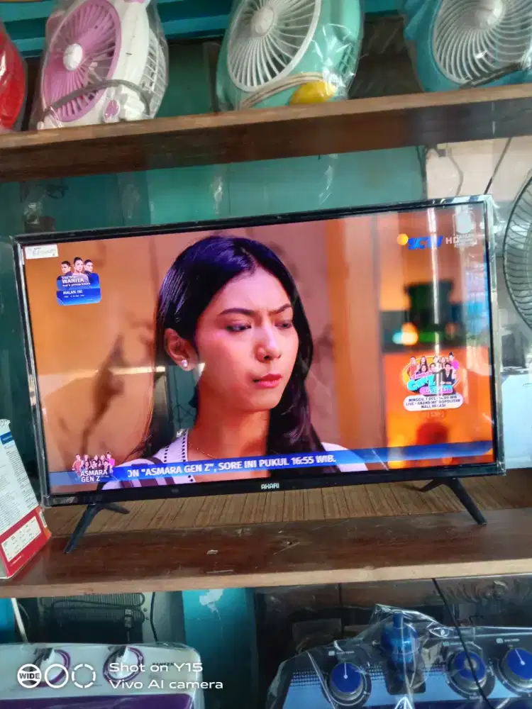 Jual Tv akari led 32 inc sudah dijital normal no minus
