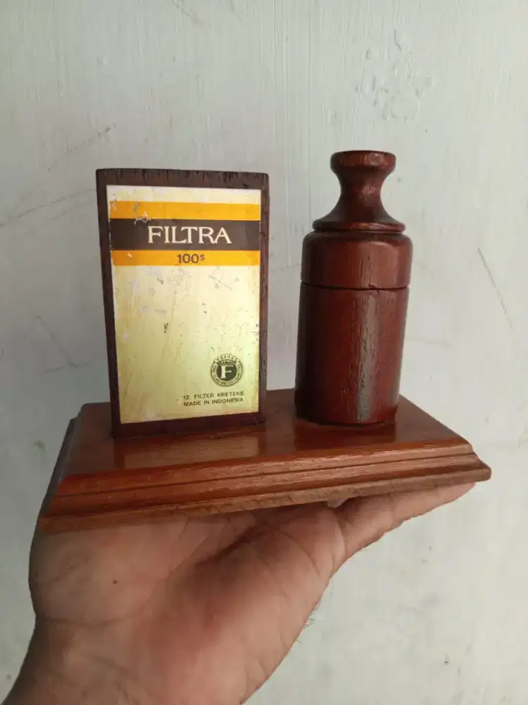 Iklan rokok filtra antik