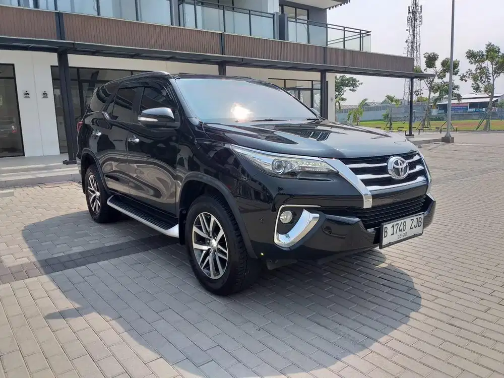 [TDP 20jt] Toyota Fortuner VRZ 2.4 AT 2018