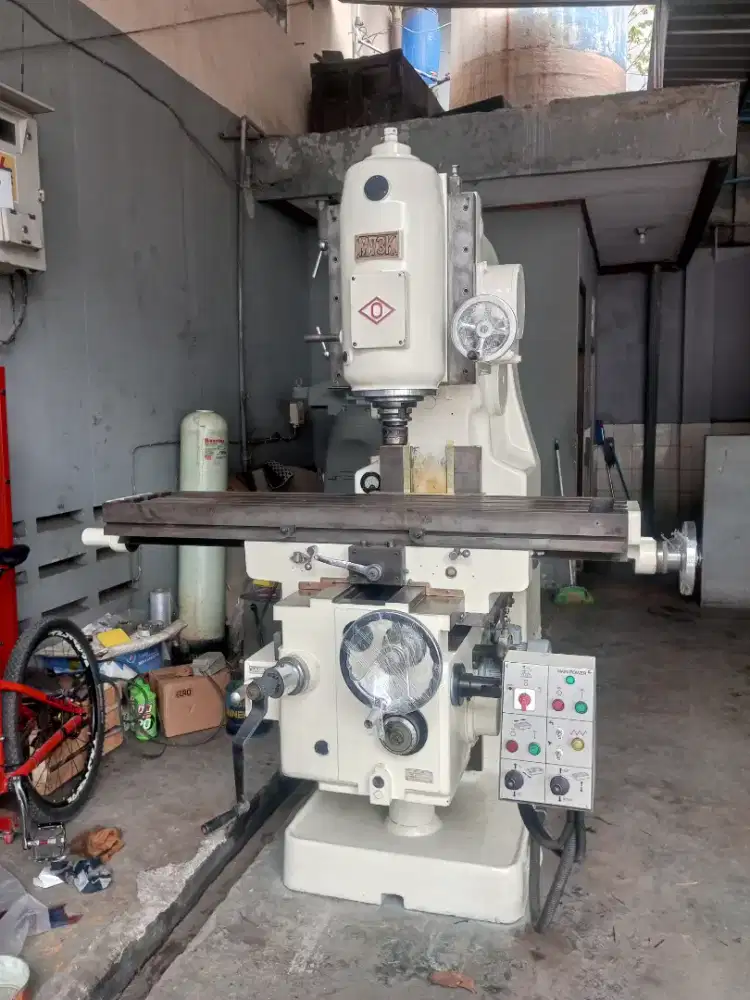Mesin Frais/Milling Heavy Duty