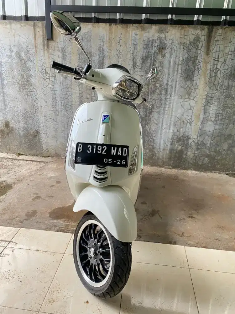 Vespa Sprint IGET 2021