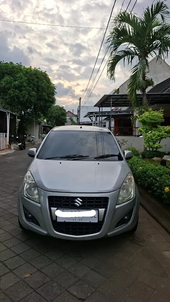Jual Suzuki Splash 2013 Silver