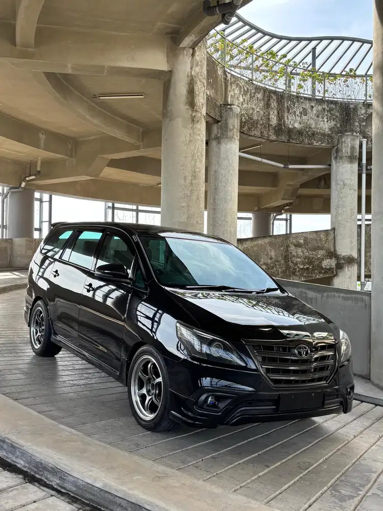 Toyota Kijang Innova 2015 Bensin