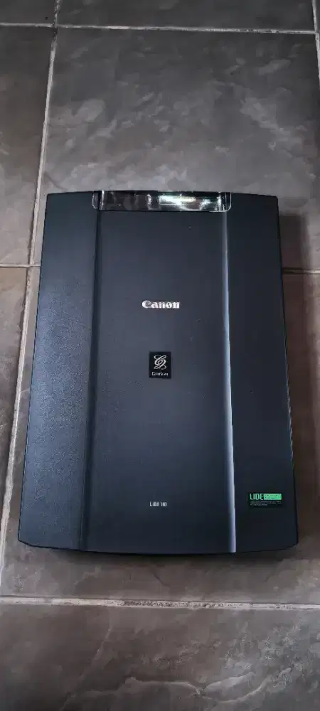 Scanner Canon Lide 110
