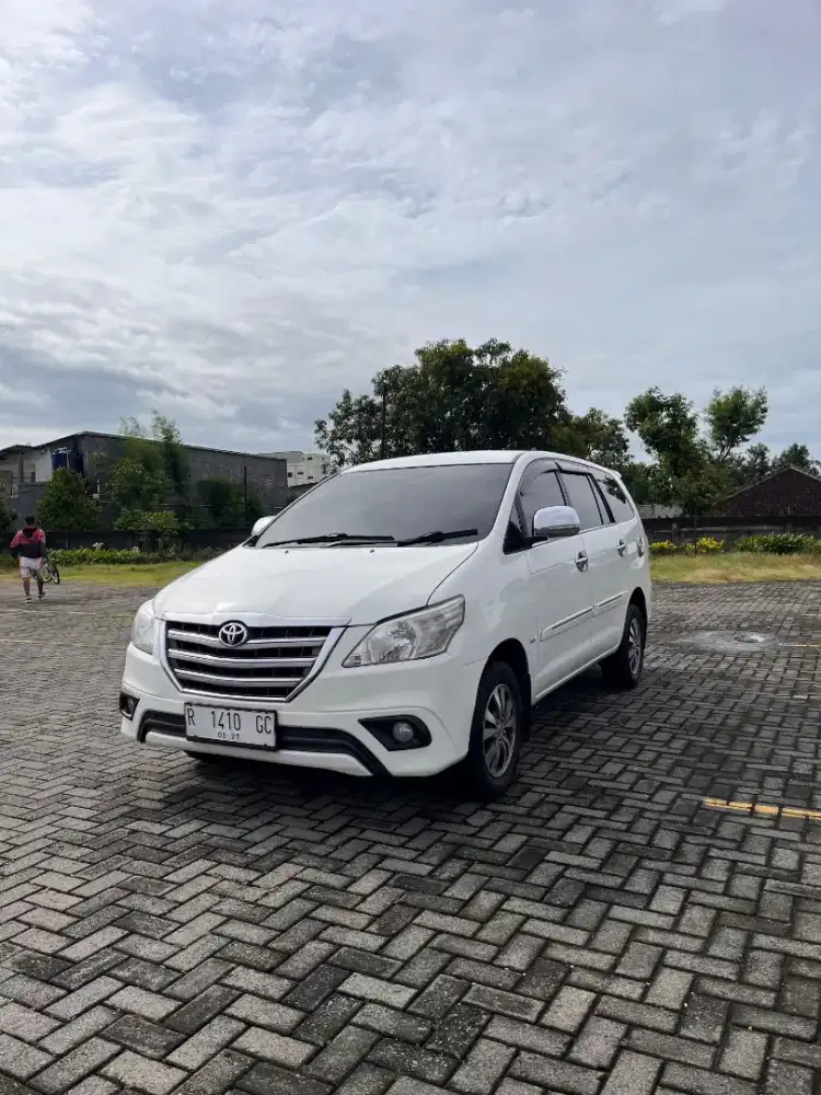 Inova 2015 type G Bensin