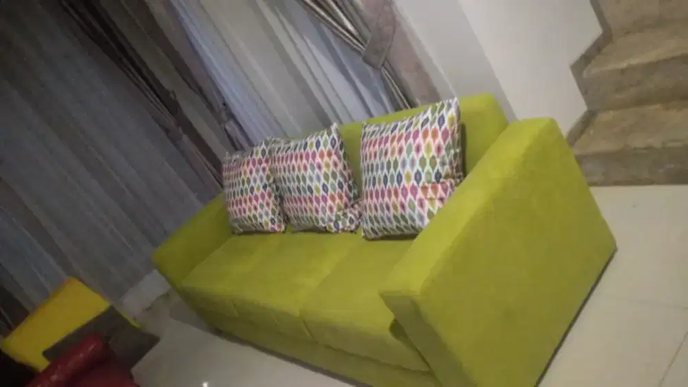 Jasa reparasi sofa