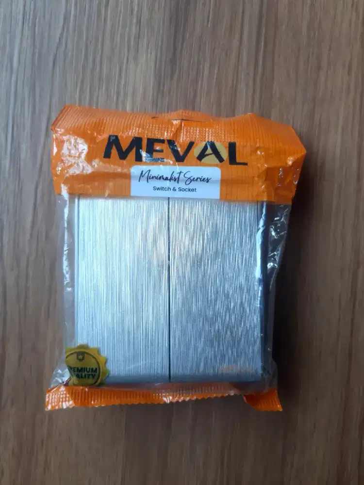 Saklar MEVAL 2 Gang 1 Arah Warna Rose Gold Hairline Baru