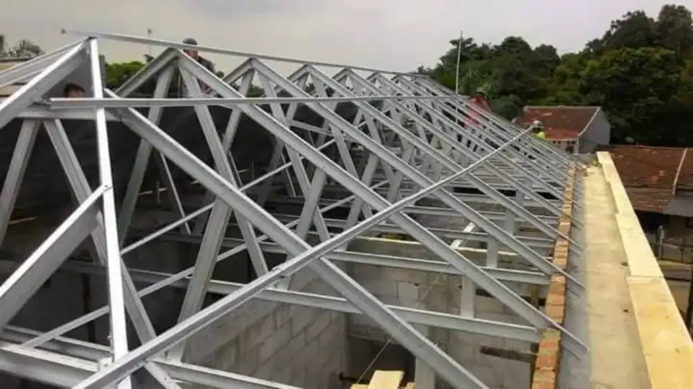 JASA TUKANG ATAP BAJA RINGAN