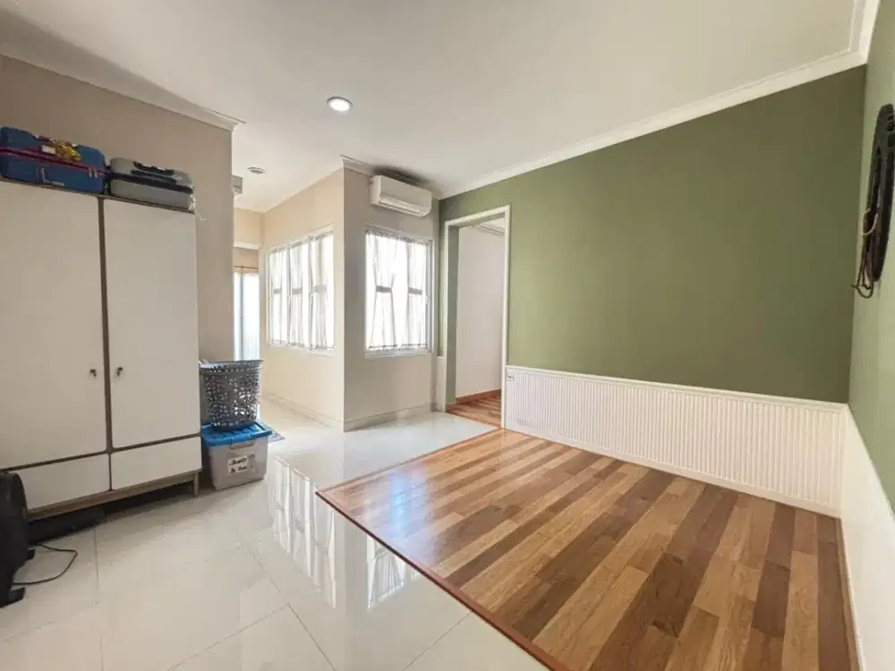 Dijual Rumah Cerryville Boulevard 2 Lantai , Luas 160m², 4+1 Kamar Tidur, SHM, Memiliki 2 Facade Sehingga Terkoneksi Dalam Cluster, Grand Wisata