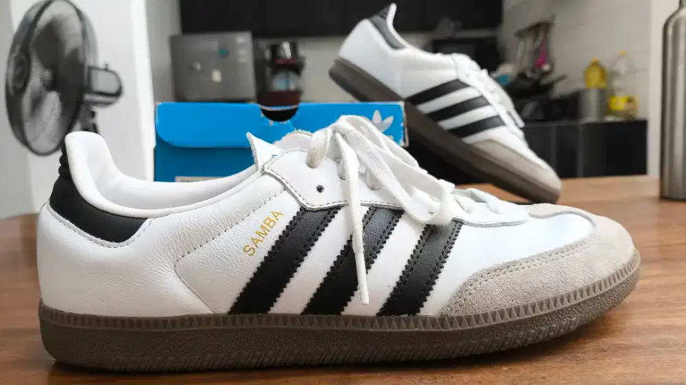 ADIDAS SAMBA OG White Gum Size 9 [ORI]