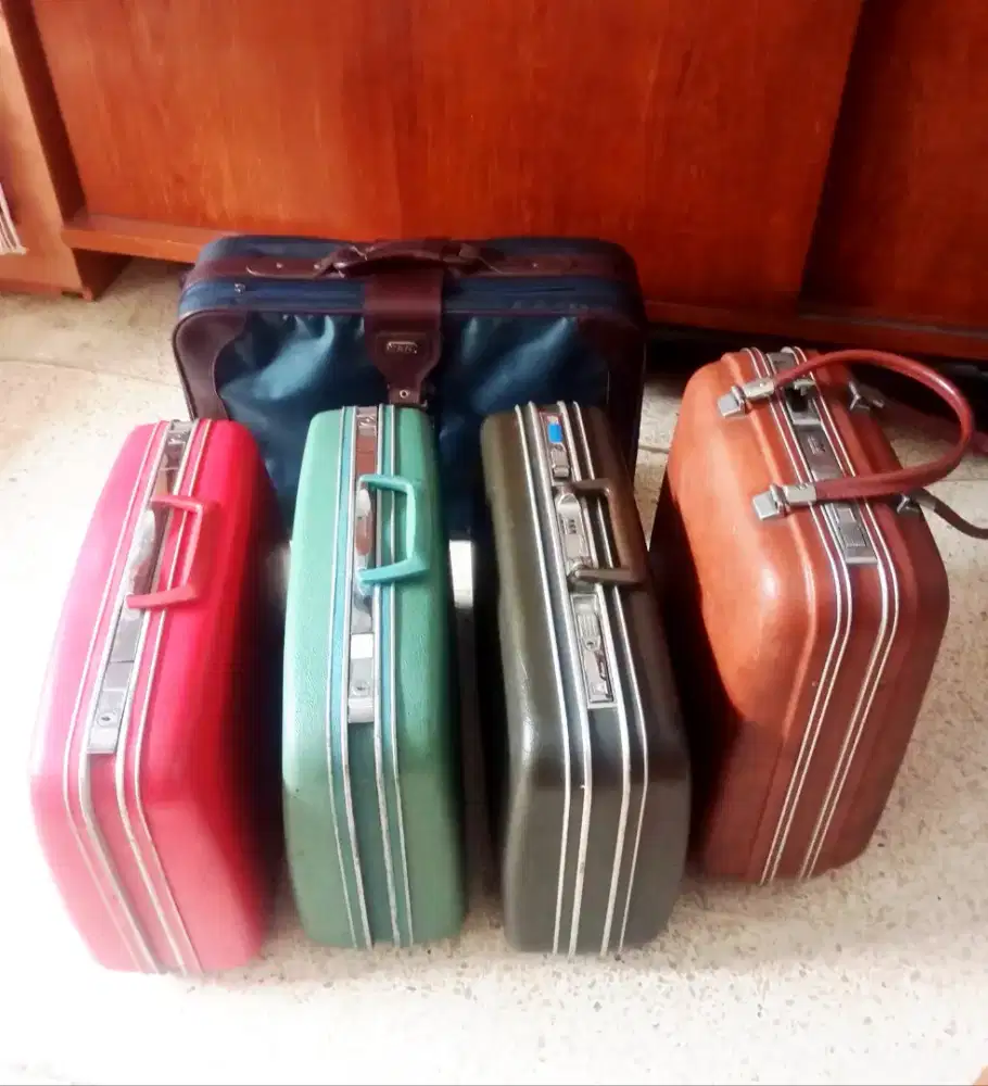 Dijual murah! Koper-koper Jadul/Vintage