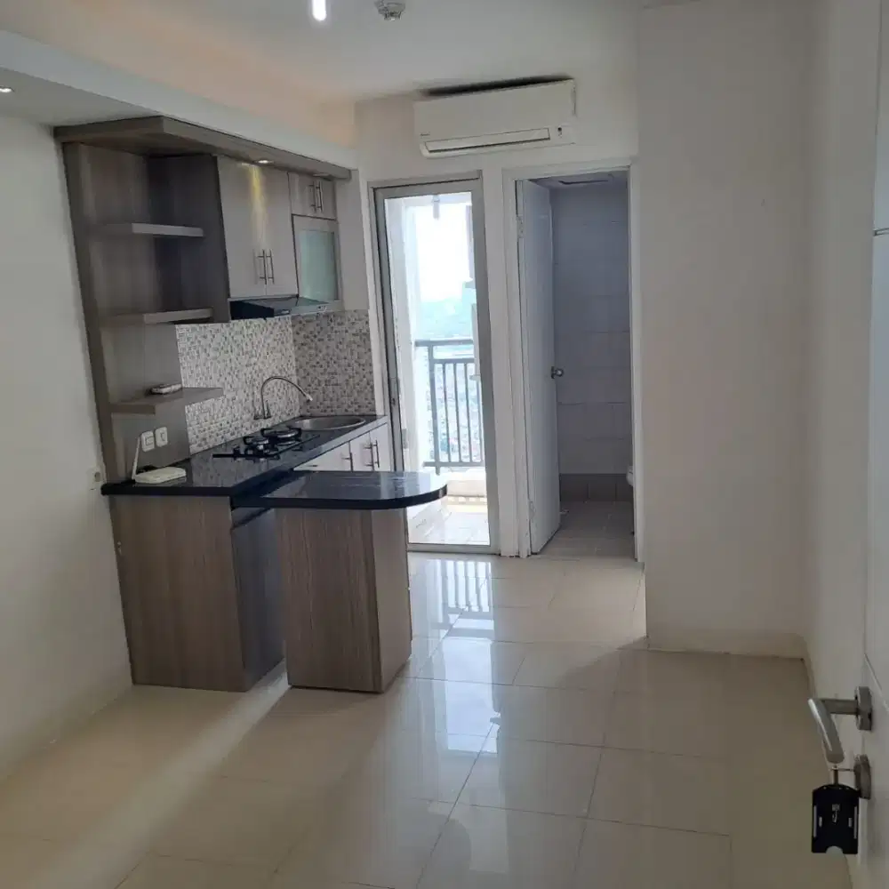 Sewa 2br UF plus kitchen set|Bassura city