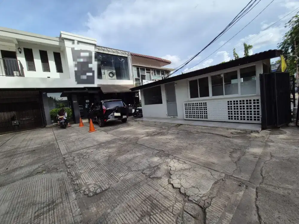 Dijual Cepat Rumah Bangka Raya. Area Komersil Pinggir Jalan Raya