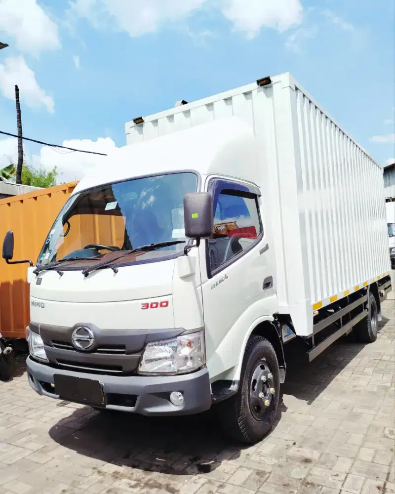 HINO DUTRO CDD 6 BAN SUPER LONG BOX ISTIMEWA CANTER