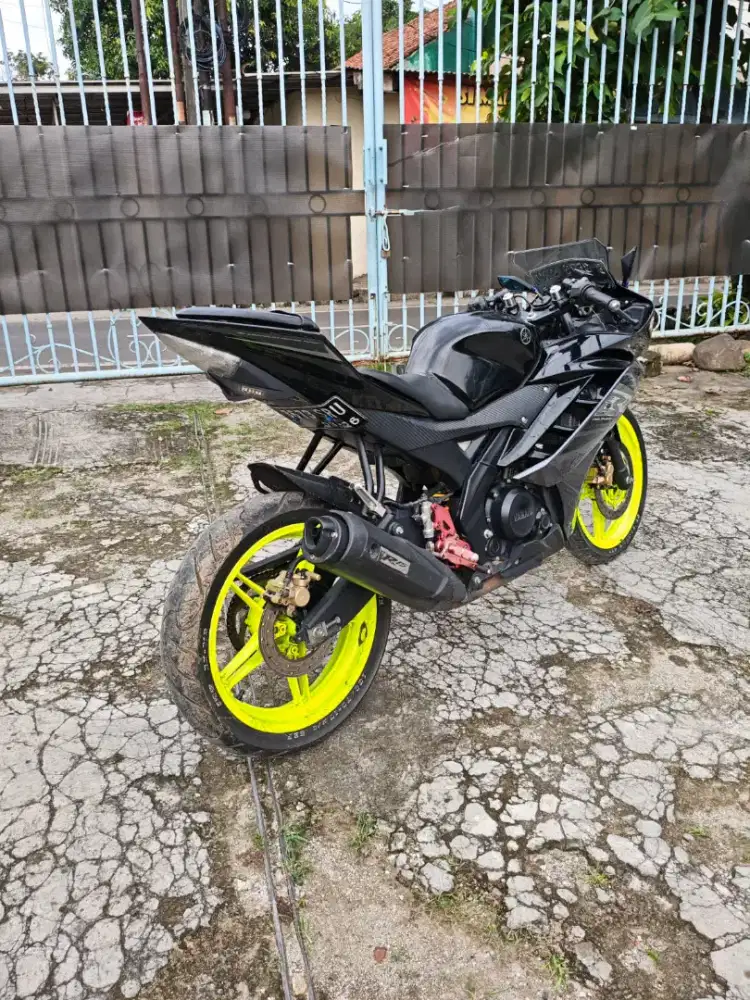 Yu jual .. yamaha r15 v2