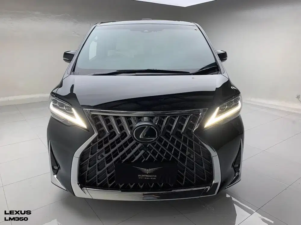 LEXUS LM350 7 SEATER 2020 – BLACK ON WHITE