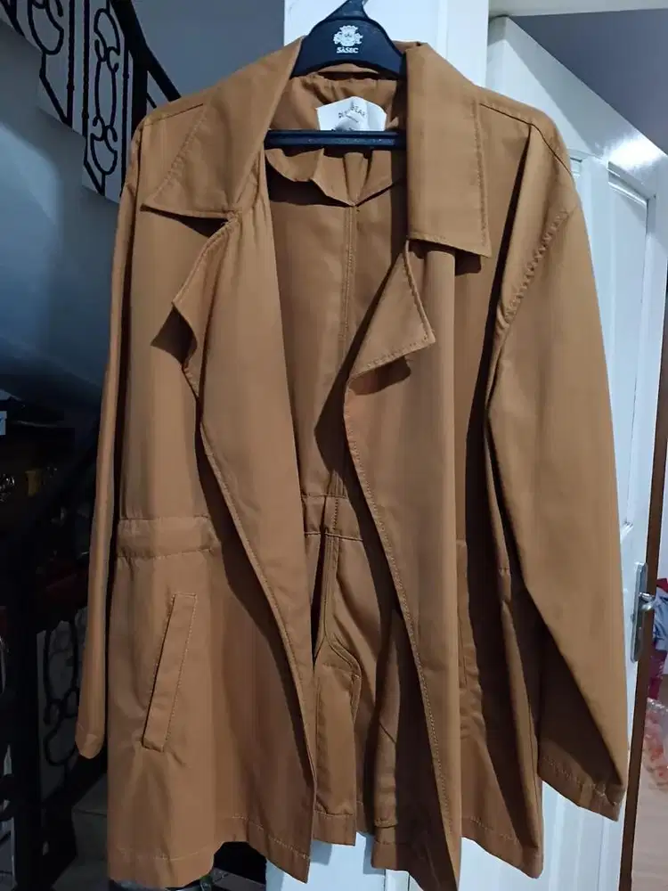 Mantel jaket coklat muda pull&bear size L