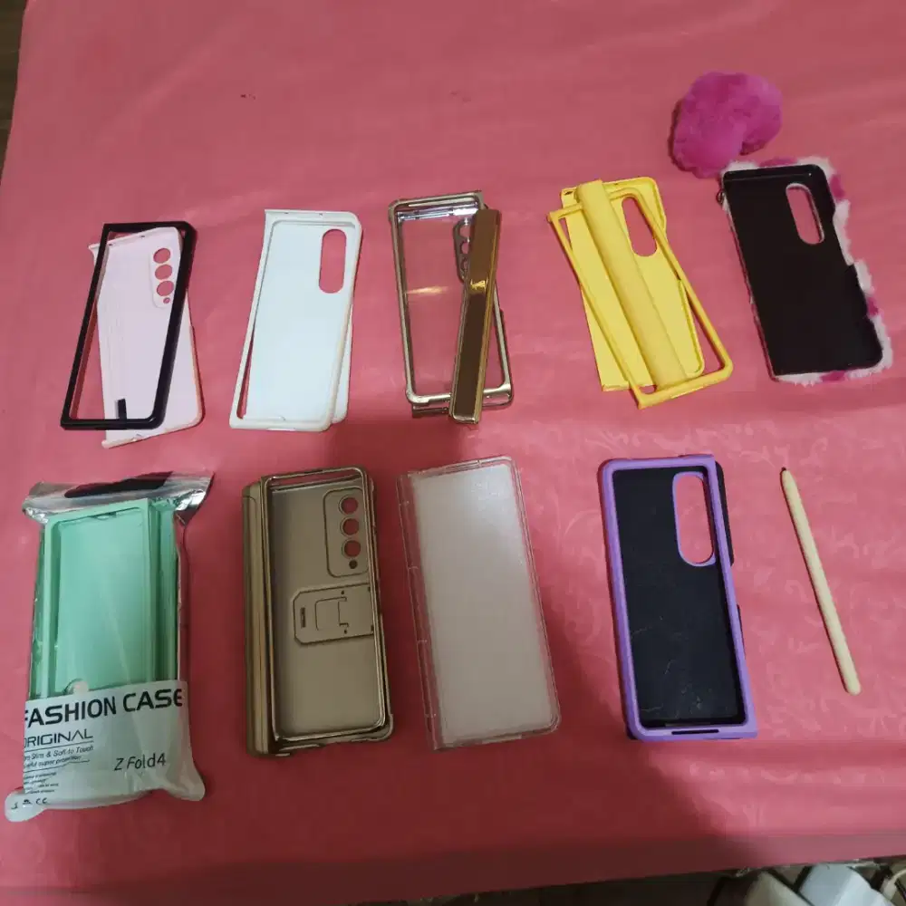 Casing (standing cover z fold 4