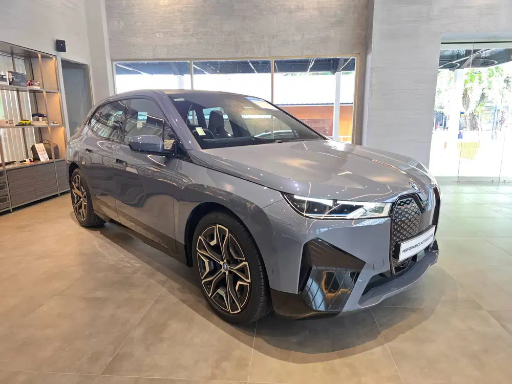 2024 BMW iX xDrive50i, Limited unit !!