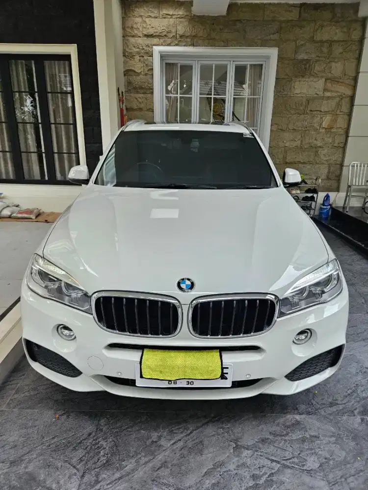 BMW X5 M sportpackage  F15 2016