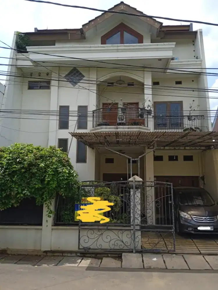 Rumah 3 LT Rawamangun Jakarta Timur