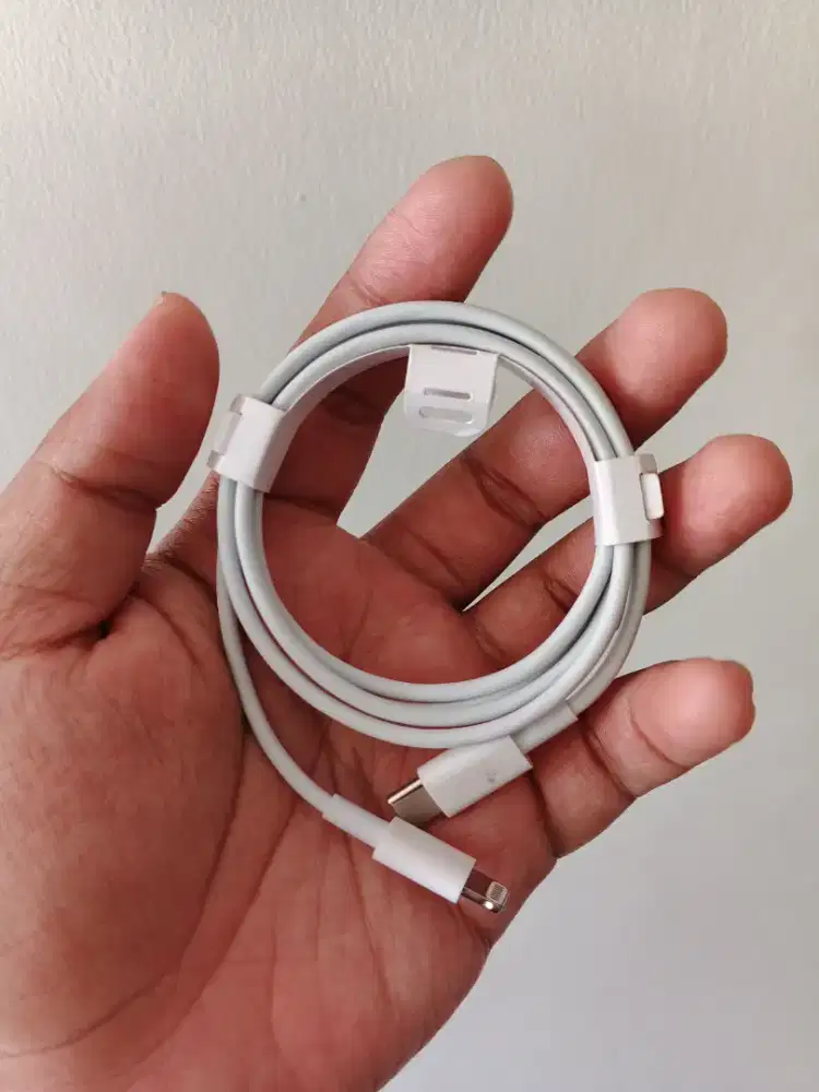Kabel iphone 13 C to L
