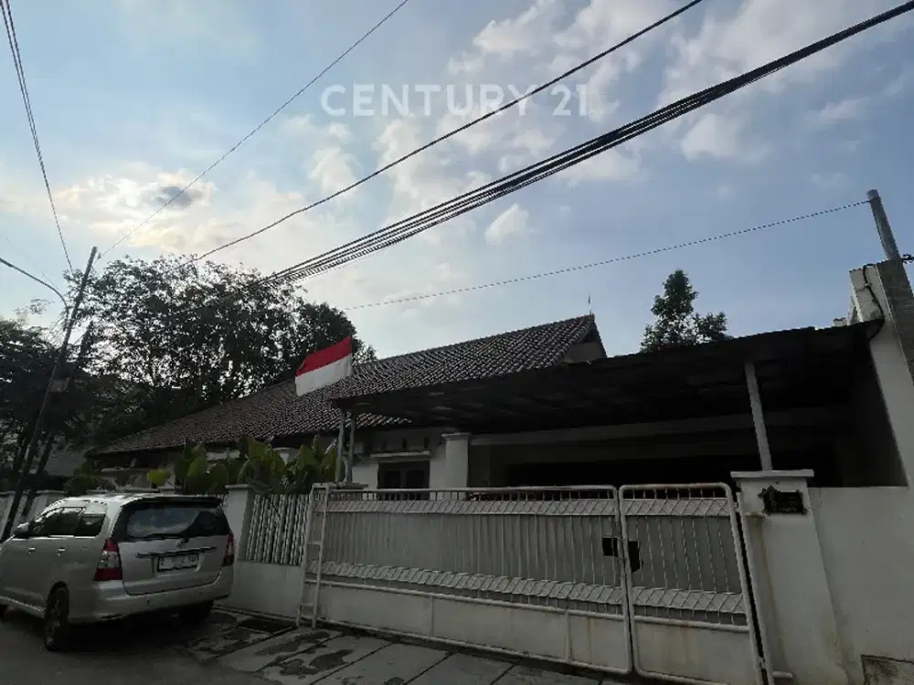 Rumah Mewah 1 Lantai Dan Banyak Taman Dikawasan Elite S9026