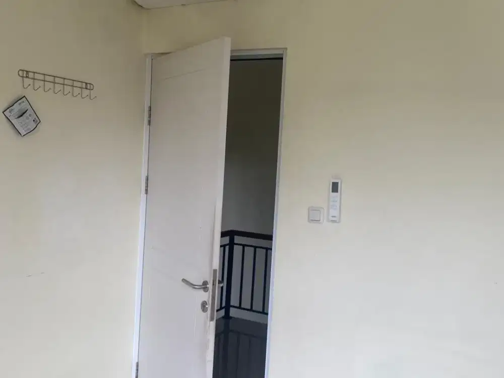 Disewa rumah cluster paramount land serpong